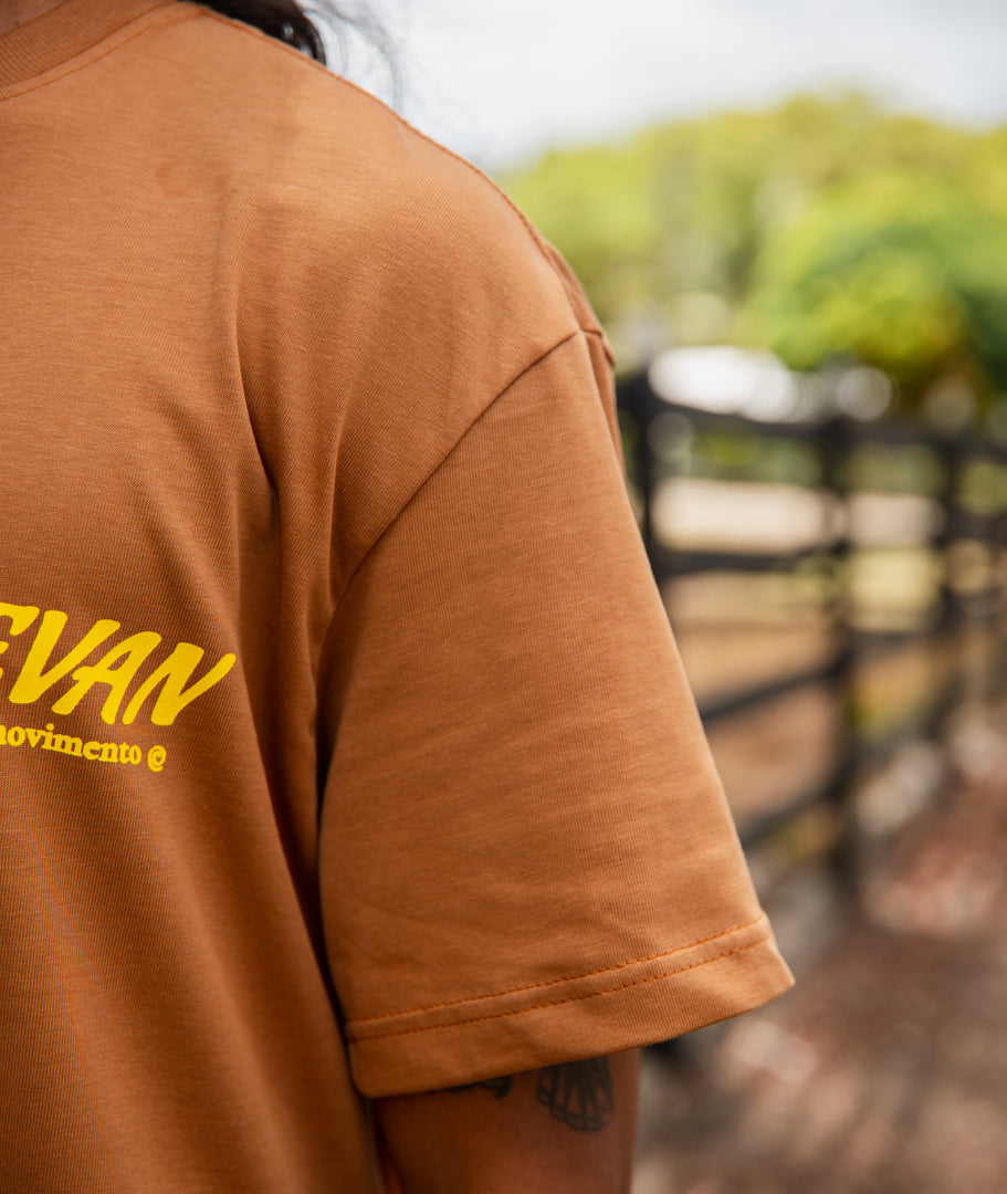 Camiseta Over Sol - Marrom