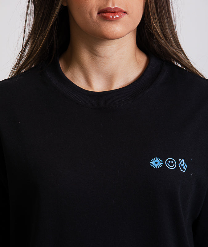 Camiseta Over All You Need Is Offline