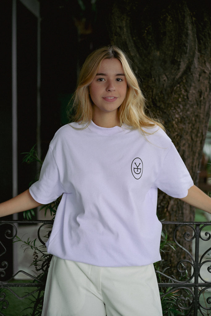 Camiseta Over Savor the Taste - Branca