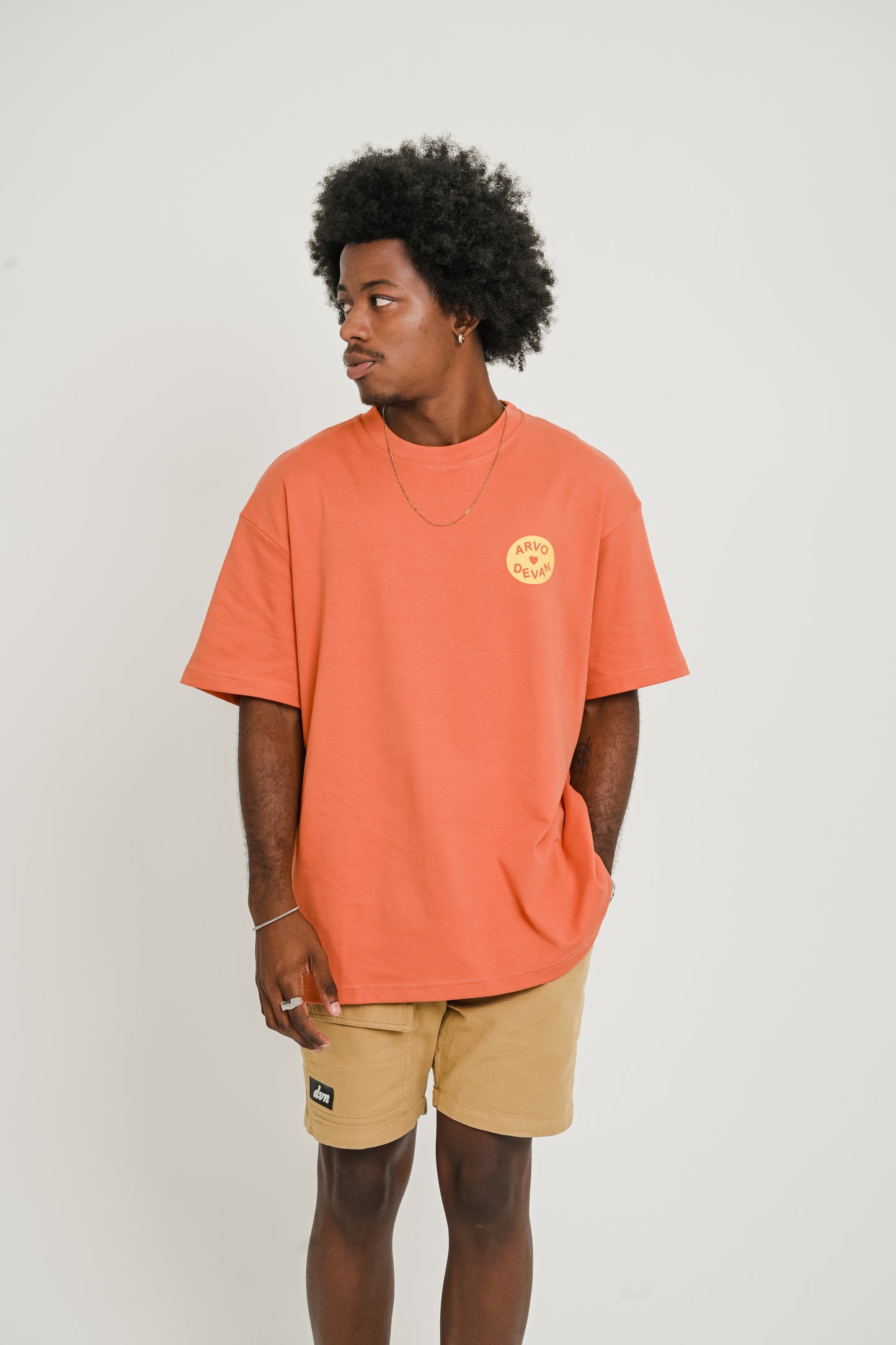 Camiseta Over Comer é Abraçar o Mundo