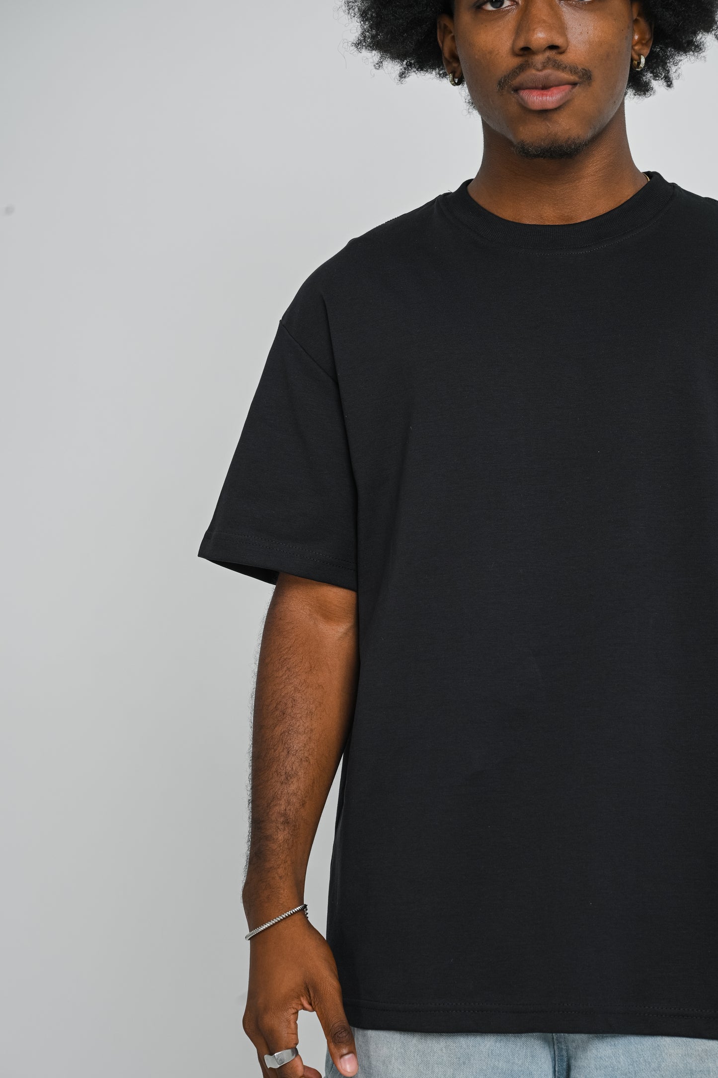 Camiseta Over Festim Preta