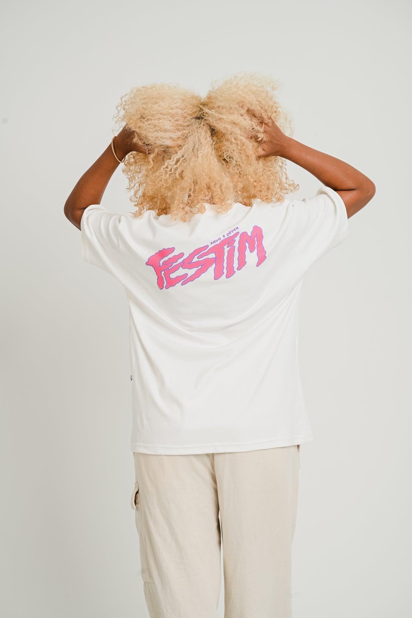 Camiseta Over Festim Off White