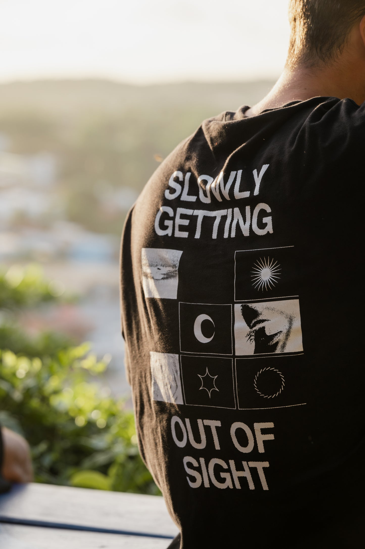 Camiseta Over Out Of Sight