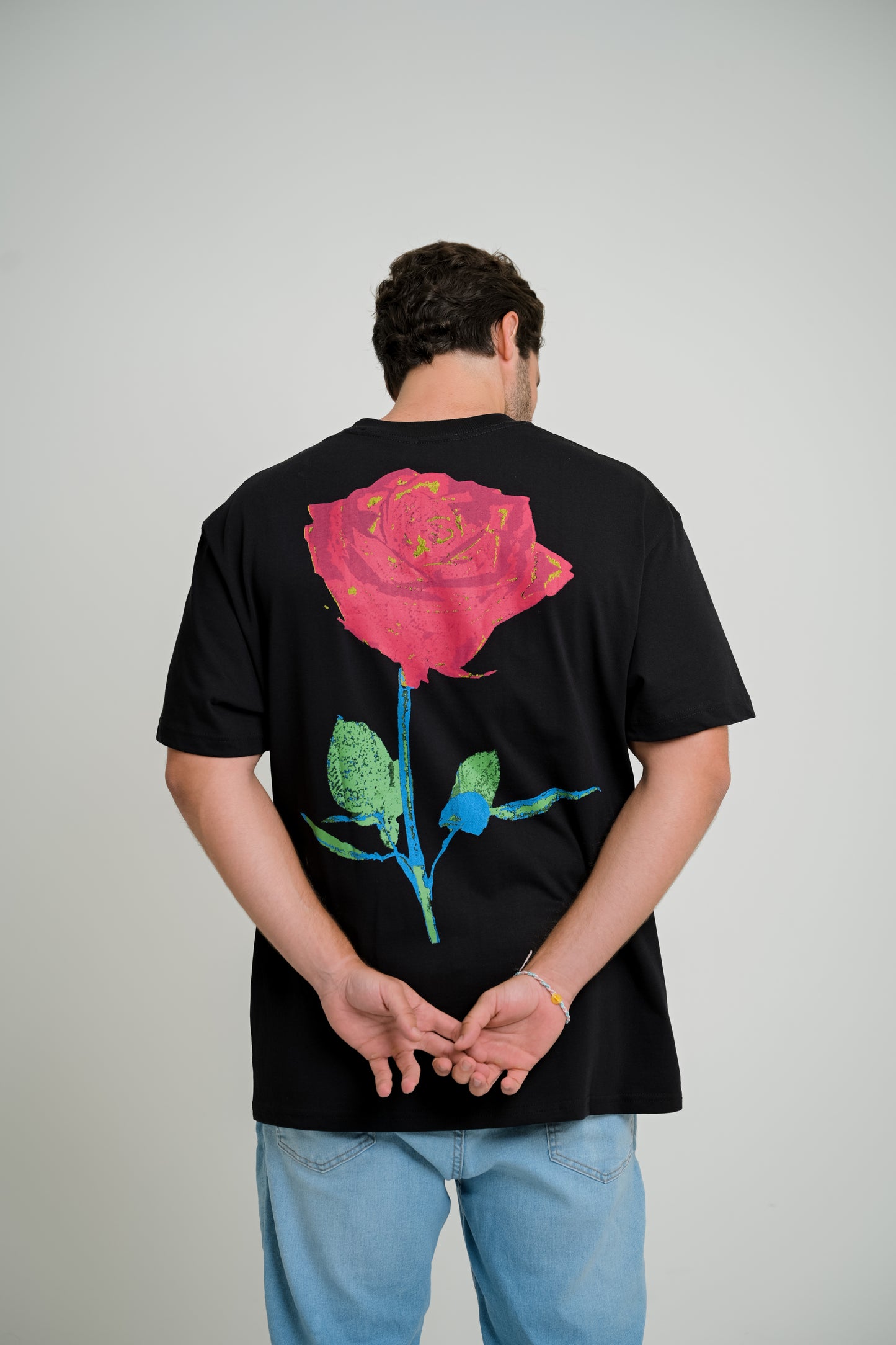 Camiseta Over Blooming Takes Time