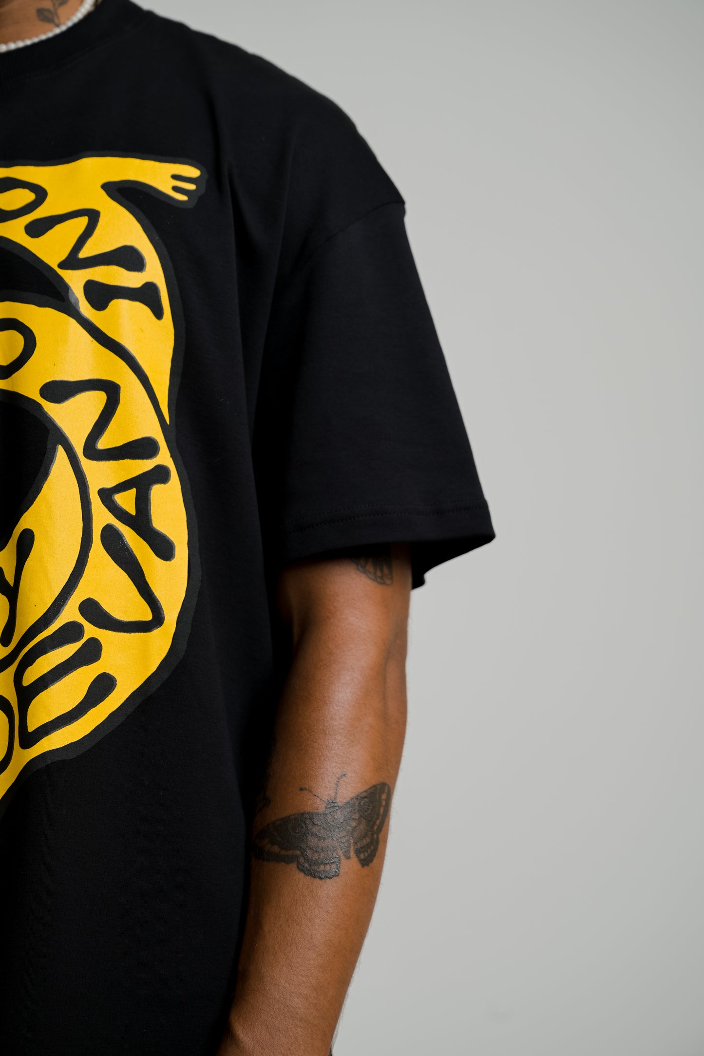 Camiseta Over Longdog - Preta