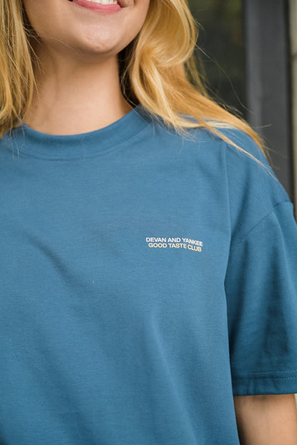 Camiseta Over Scary Good