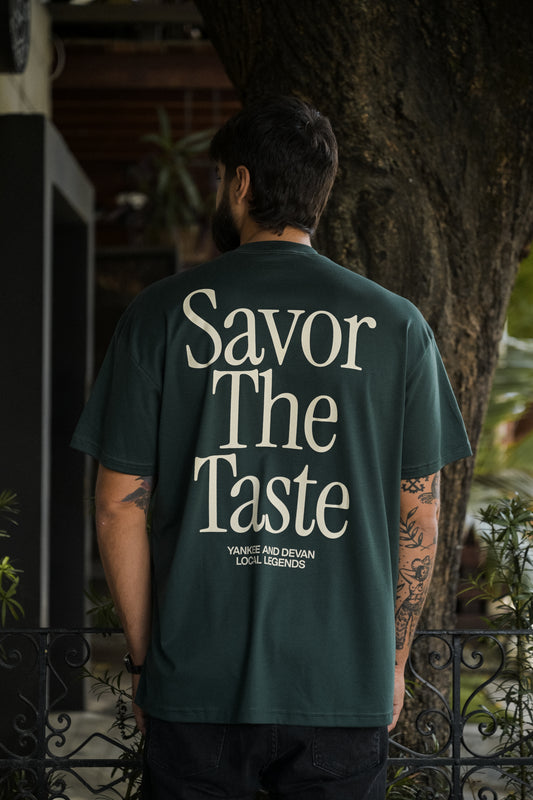 Camiseta Over Savor the Taste - Verde