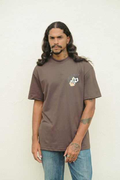 Camiseta Over Garotinho Marrom
