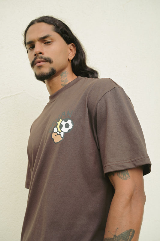 Camiseta Over Garotinho Marrom