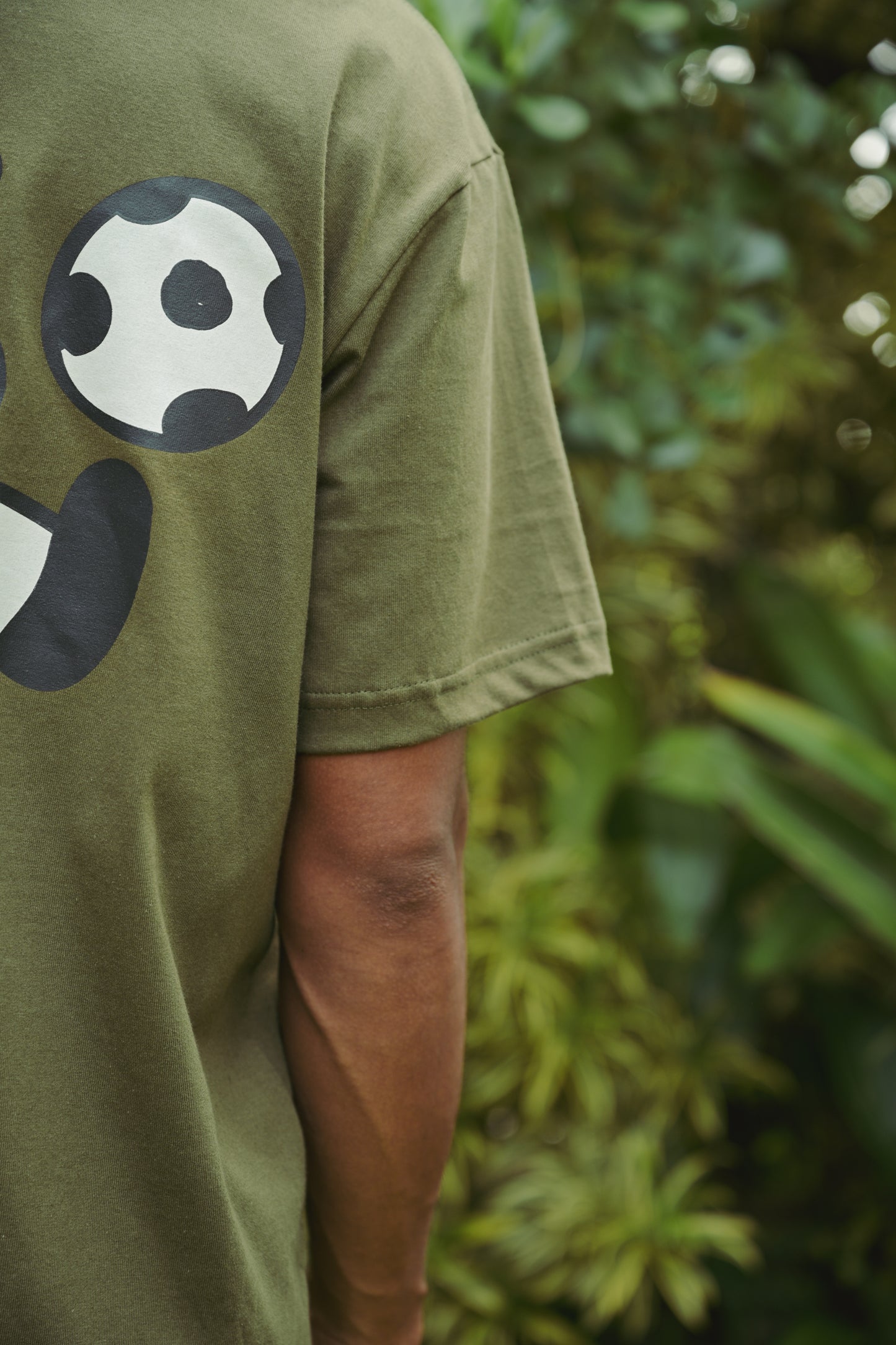 Camiseta Over Garotinho Verde