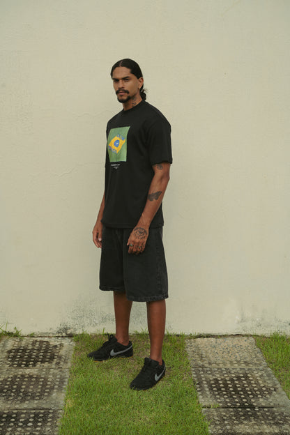 Camiseta Over Devan Brasil Preta