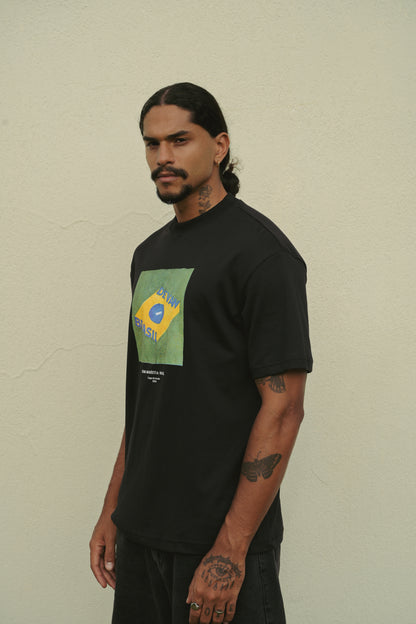Camiseta Over Devan Brasil Preta