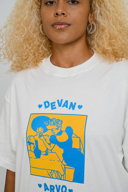 Camiseta Over Devan Love Arvo