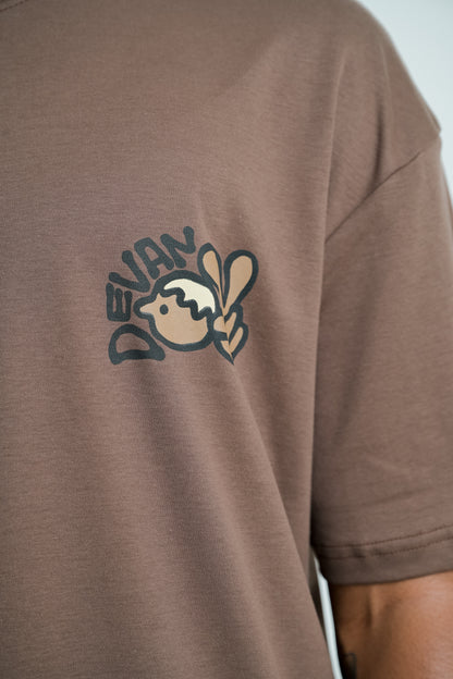 Camiseta Over Garotinho - Marrom