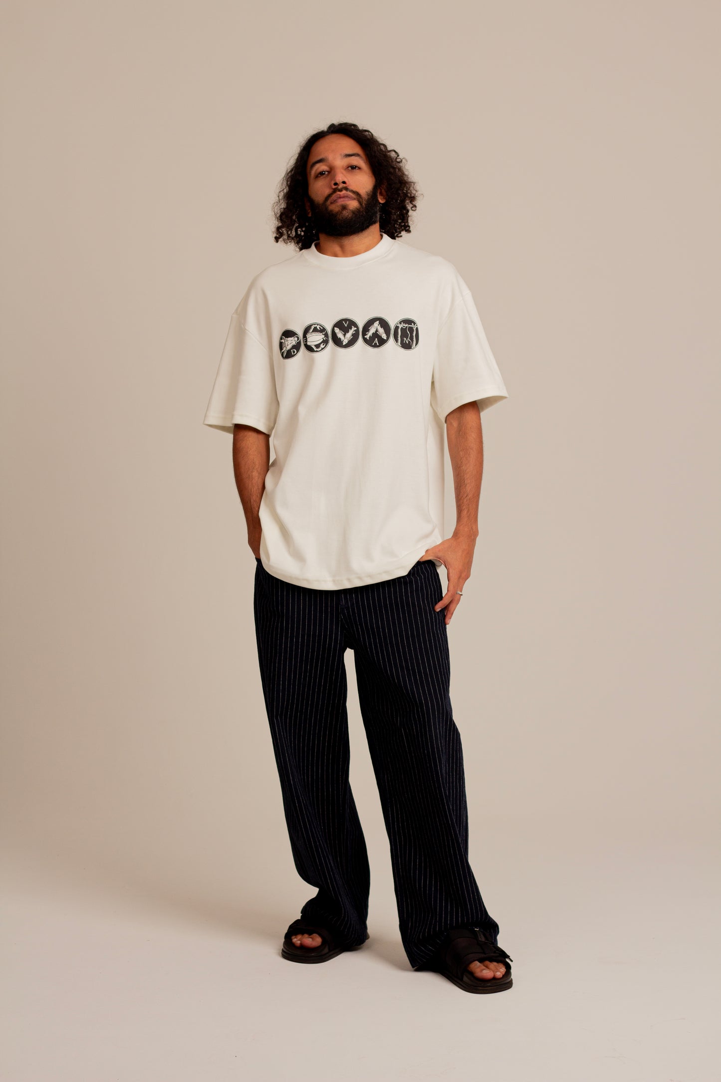 Camiseta Over Moedas
