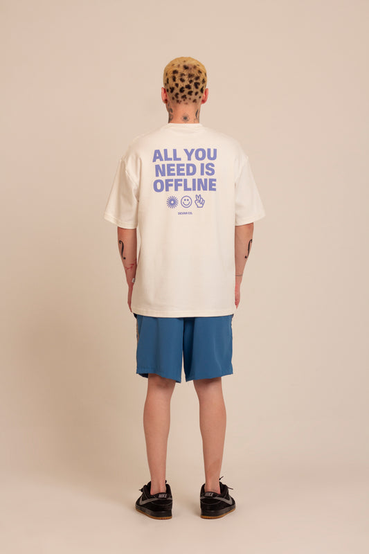 Camiseta All You Need Is Offline - Off White
